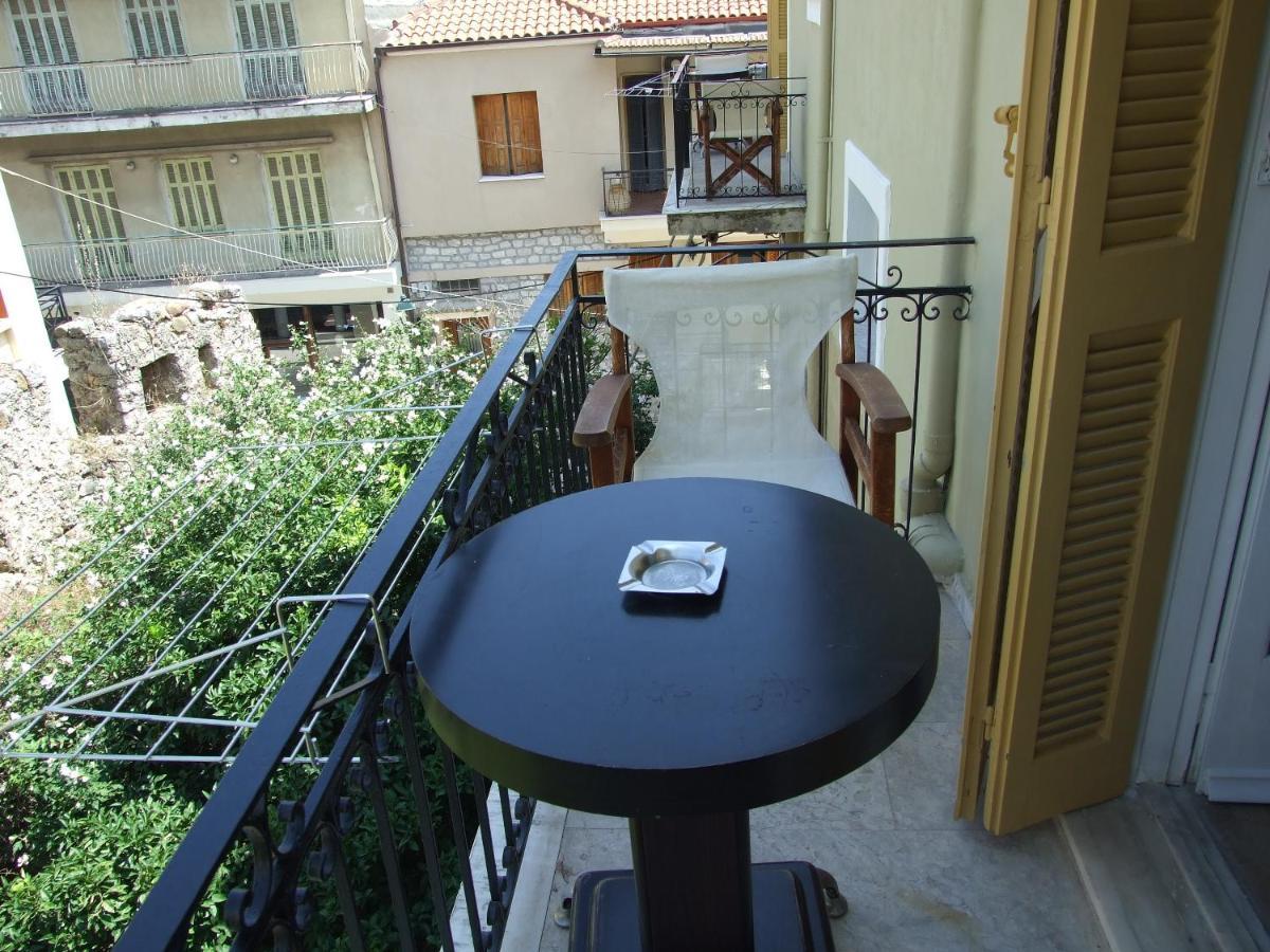 Nafpaktos Studio In Port Ιι Εξωτερικό φωτογραφία