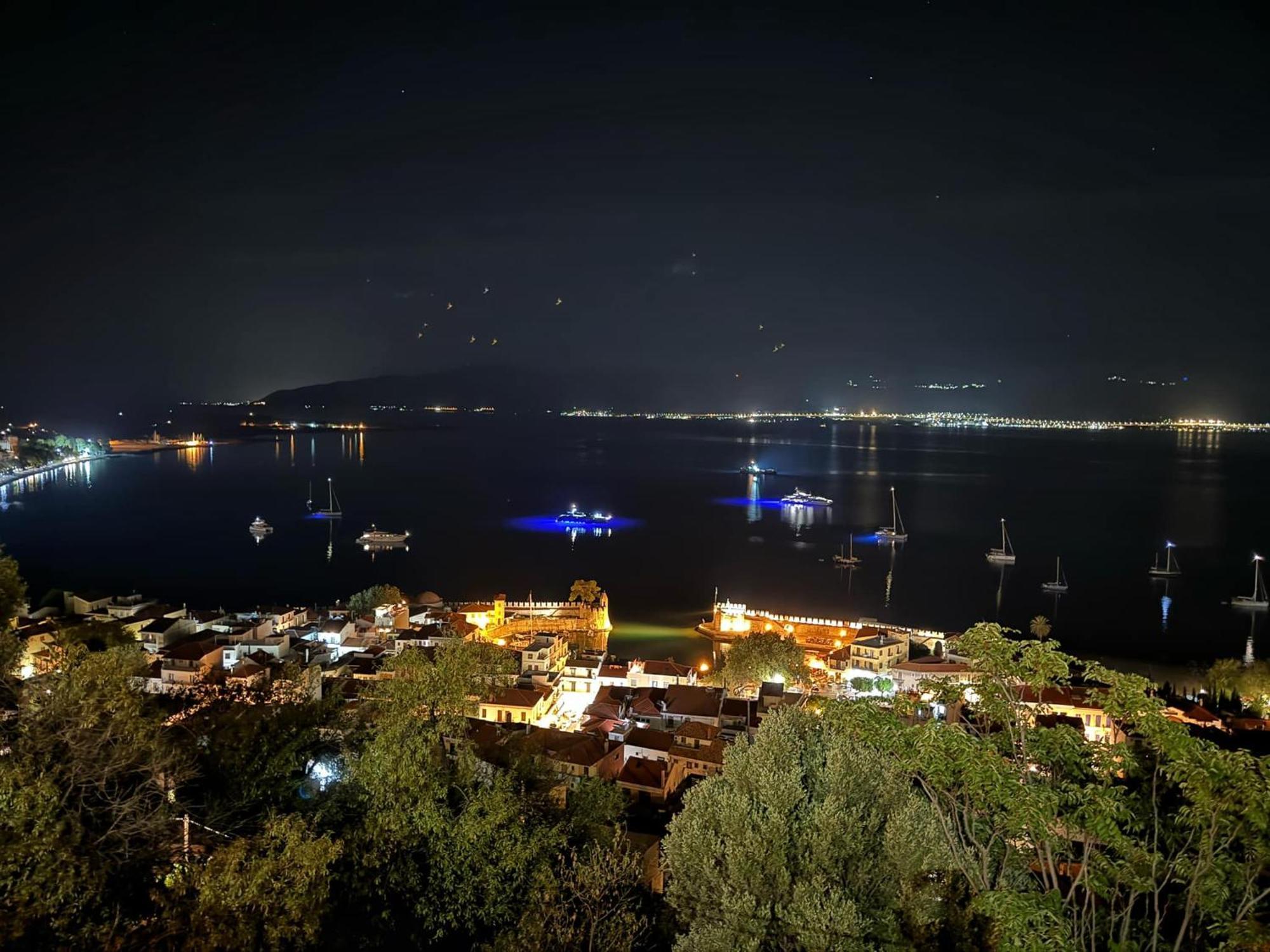 Nafpaktos Studio In Port Ιι Εξωτερικό φωτογραφία